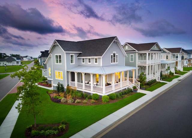 Property at 501 Bayside Ave, Cape Charles, VA 23310, 3 beds, 3.5 baths