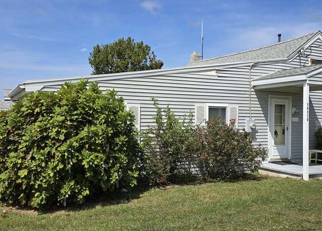 Property at 16210 Smith Beach Rd, Eastville, VA 23347, 3 beds, 1.5 baths