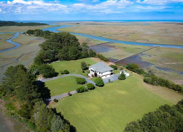 Property at 26156 Henrys Point Ln, Accomac, VA 23301, 3 beds, 2.5 baths
