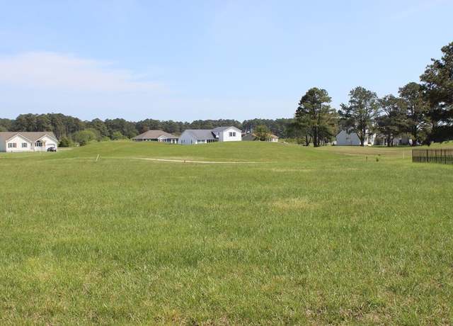 Property at 299 Navigator Dr #299, Greenbackville, VA 23356