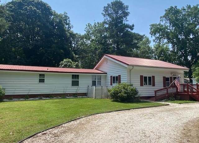 Property at 8271 Atlantic Rd, Wallops Island, VA 23337, 3 beds, 2 baths