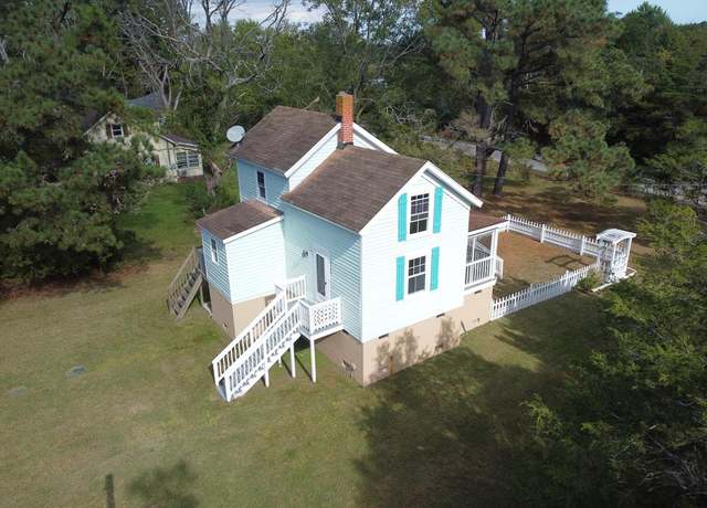 Property at 22044 Southside Rd, Onancock, VA 23417, 2 beds, 1 bath