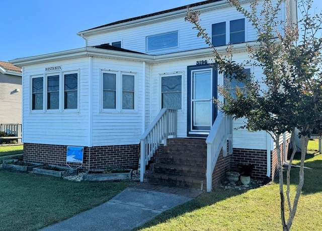 Property at 3196 Main St, Chincoteague, VA 23336, 3 beds, 2 baths