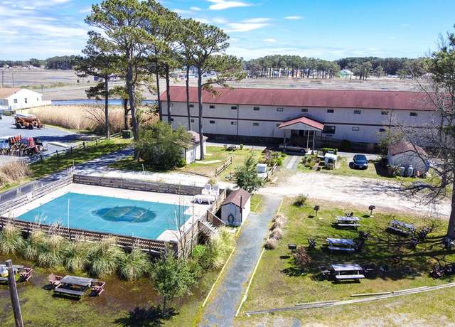 Property at 6570-111 Coach's Ln, Chincoteague, VA 23336, 2 beds, 2 baths