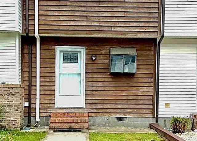 Property at 7234 Oak Ridge Pl, Chincoteague, VA 23336, 2 beds, 1.5 baths