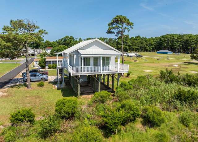 Property at 41198 Sea Gull Dr, Quinby, VA 23423, 1 bed, 1.5 baths