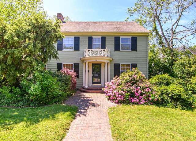 Property at 86 Market St, Onancock, VA 23417, 4 beds, 2.5 baths