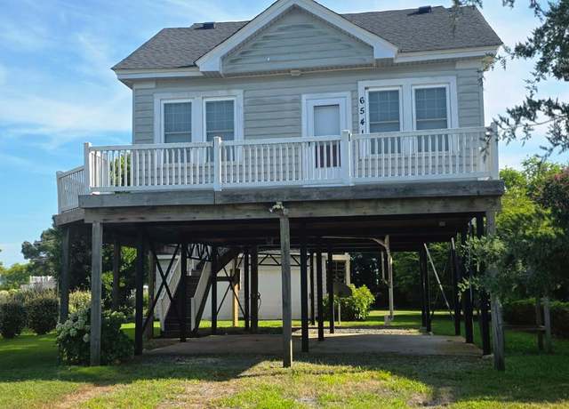 Property at 6541 Broadwater Cir, Oyster, VA 23310, 3 beds, 2 baths