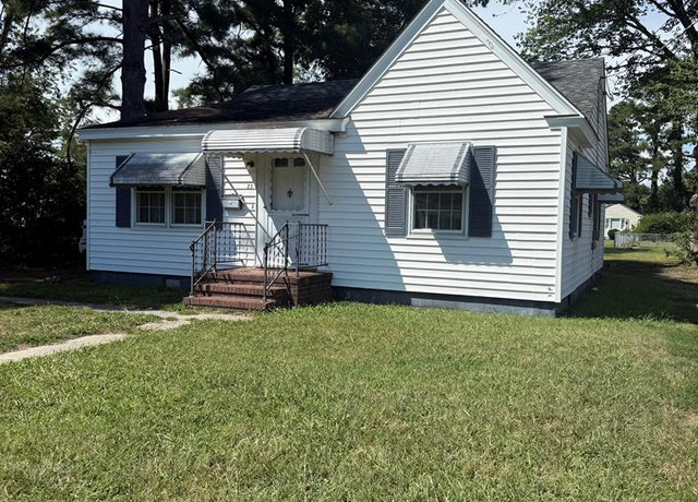 Property at 23 Johnson St, Onancock, VA 23417, 2 beds, 1 bath