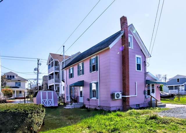 Property at 6261 Post Office St, Chincoteague Island, VA 23336, 3 beds, 2 baths