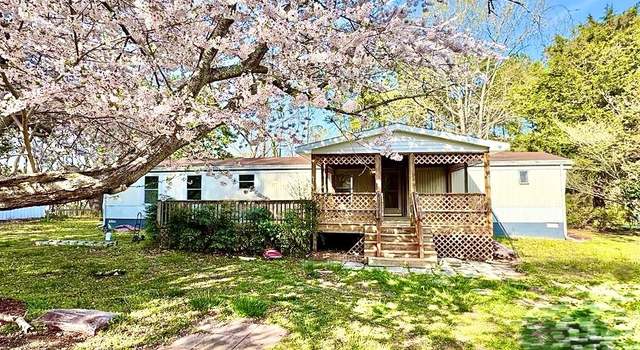 Photo of 33255 Evergreen Dr, New Church, VA 23415