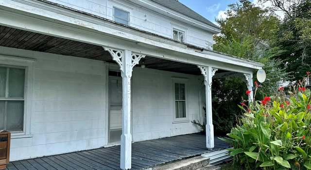 Photo of 37 Main St, Wachapreague, VA 23480