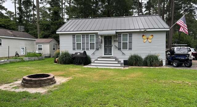 Photo of 6072 Bay Breeze Dr, Horntown, VA 23395