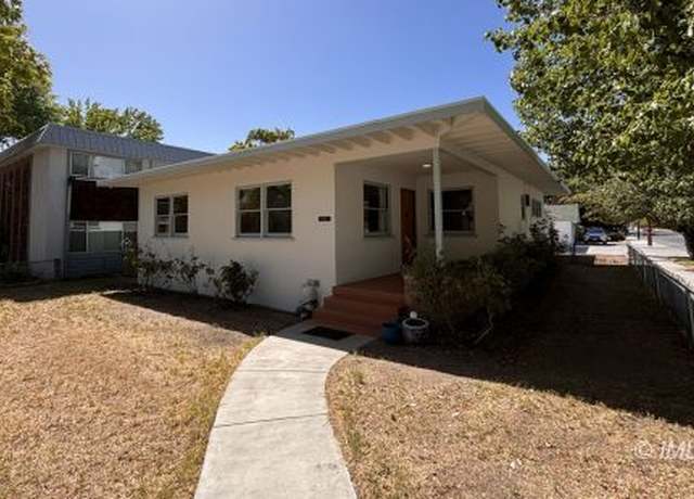 Property at 692 Keough St, Bishop, CA 93514, 3 beds, 1 bath