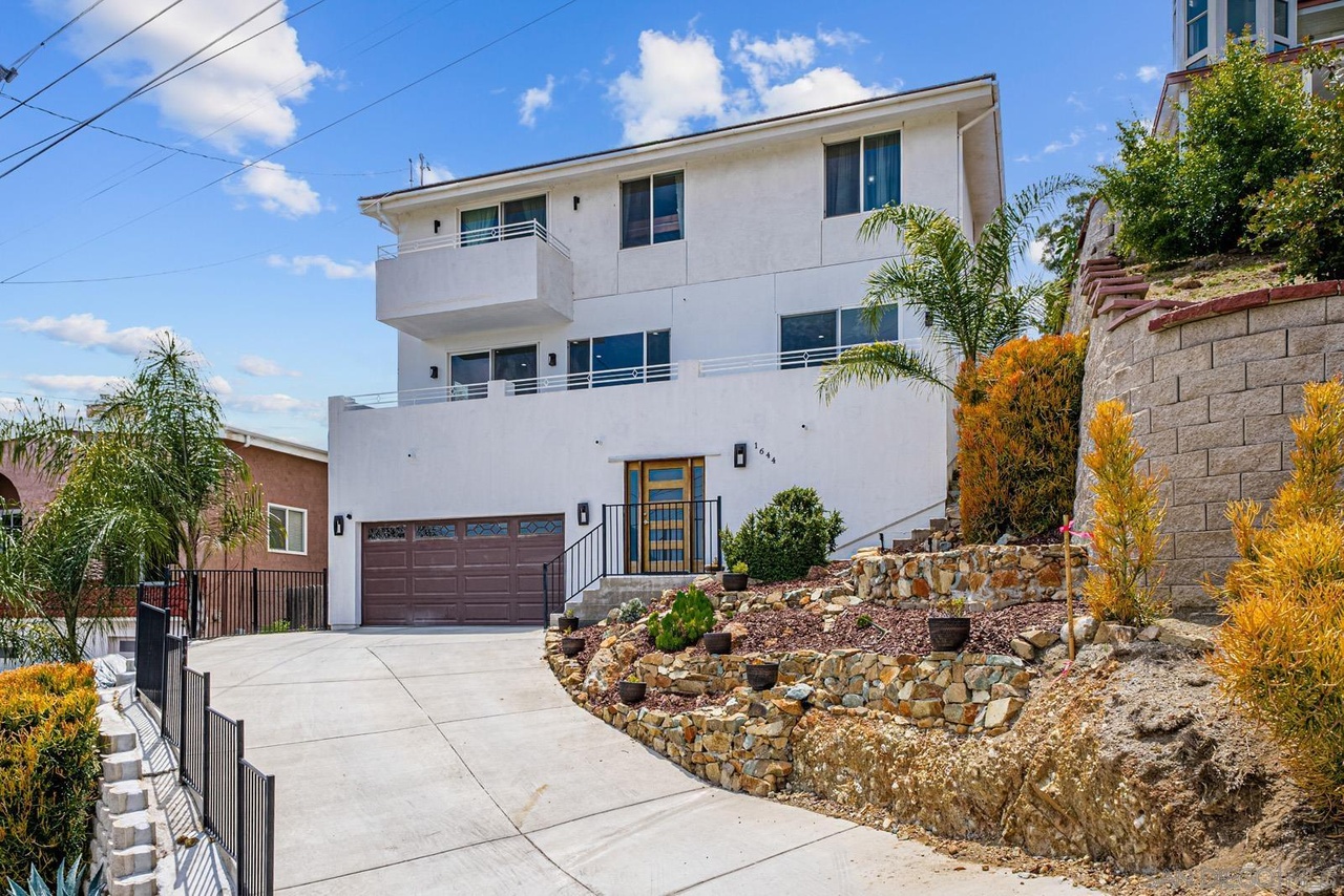 1644 Cuyamaca, Spring Valley, CA 91977 | MLS# 230011050 | Redfin