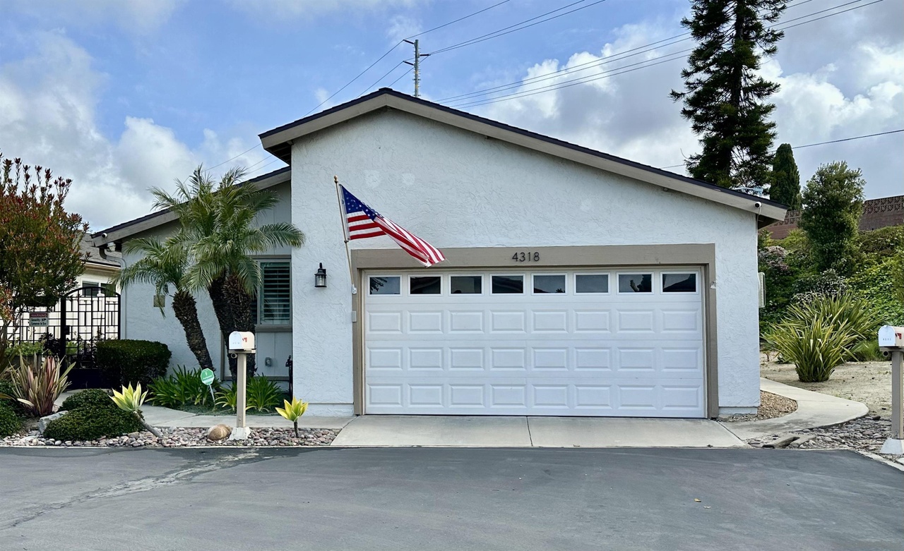☆ Creative Garage　SeaSide 14x32 Lofted Garage Shed