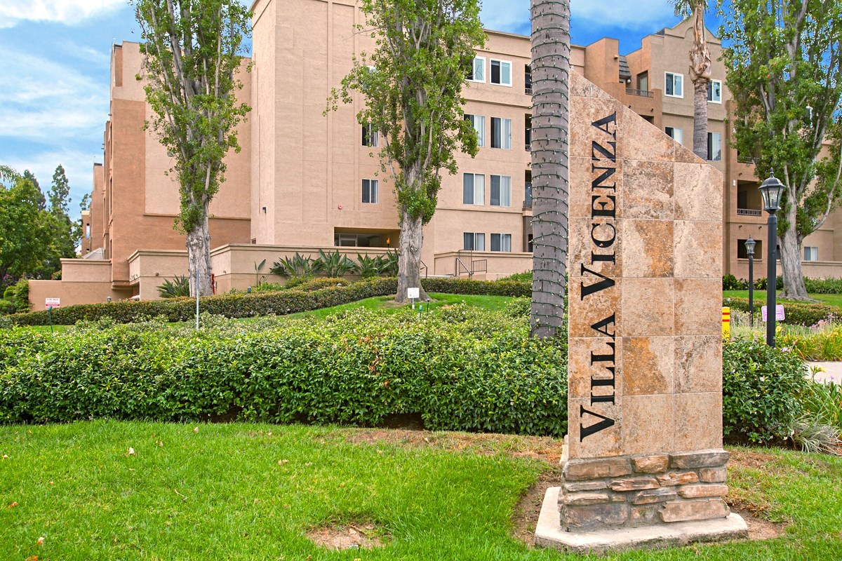 Download Villa Vicenza San Diego PNG