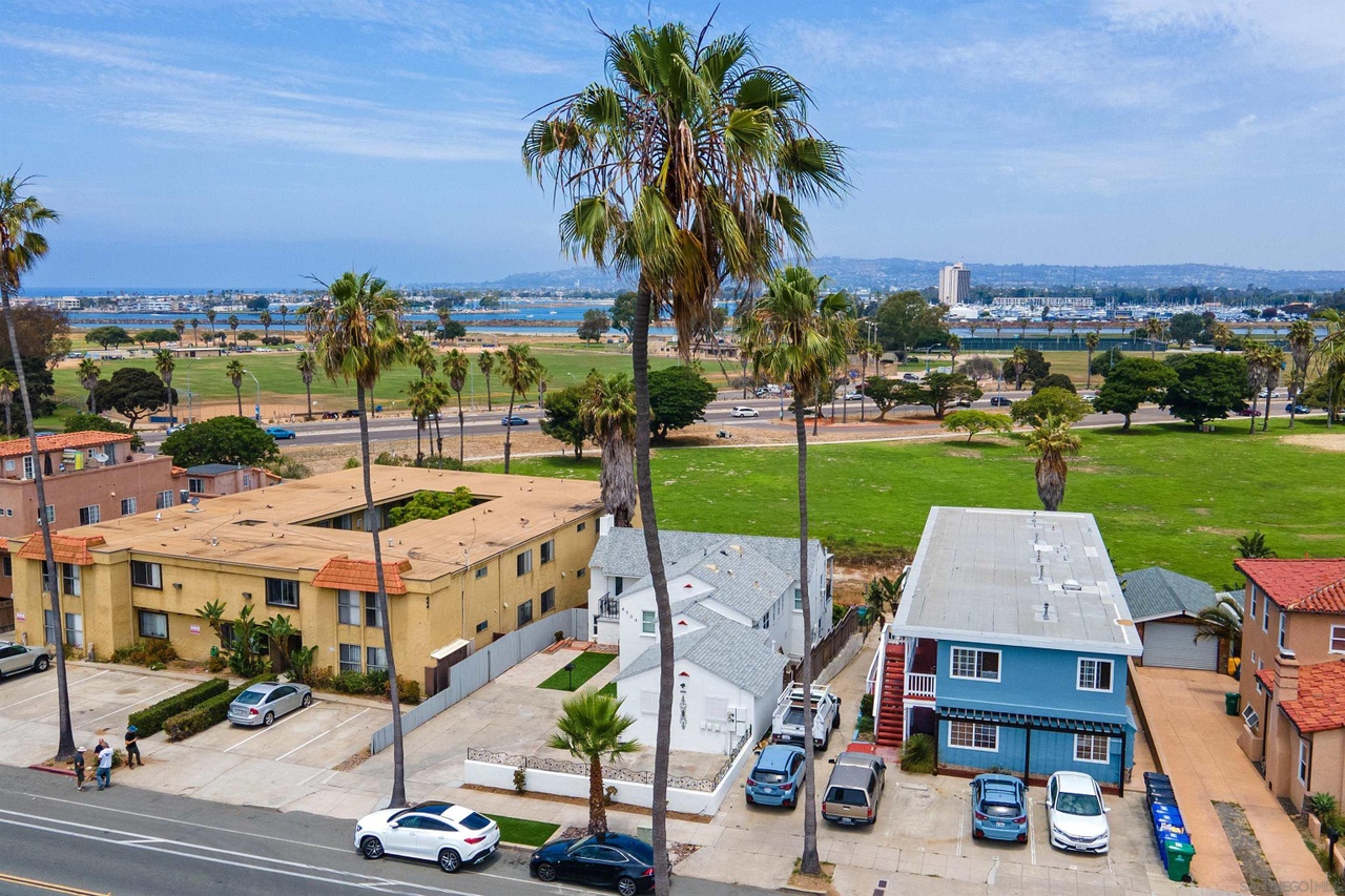 4734 W Point Loma Blvd, San Diego, CA 92107 MLS 230014959 Redfin
