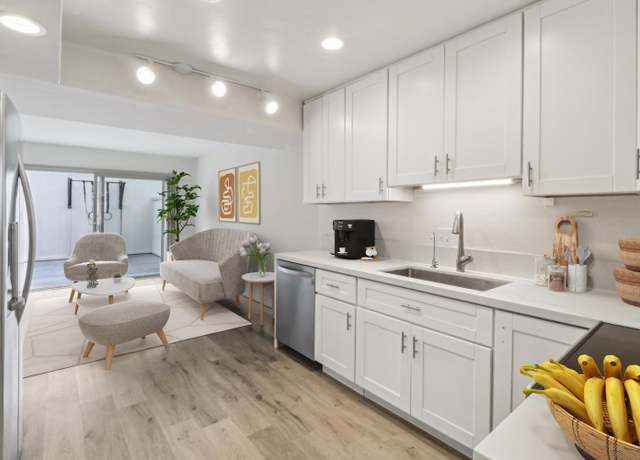 Property at 10263 Caminito Toronjo, San Diego, CA 92131, 4 beds, 2.5 baths