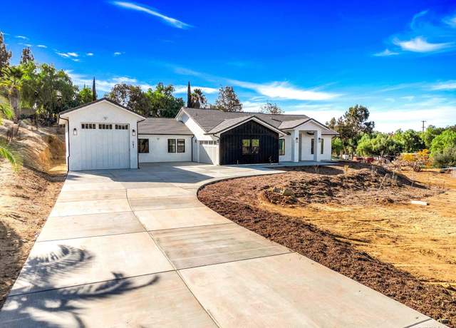 Property at 14017-21 Hillside Dr, Jamul, CA 91935, 6 beds, 5.5 baths