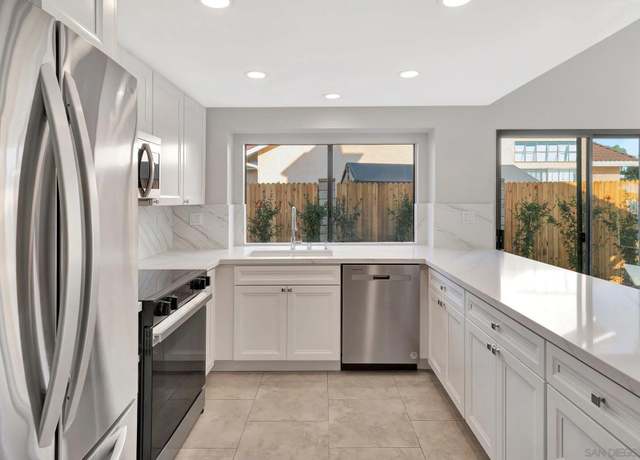 Property at 365 Apollo Dr, Vista, CA 92084, 3 beds, 2 baths