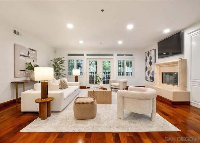 Property at 2888 Torrey Pines Rd, La Jolla, CA 92037, 3 beds, 3 baths