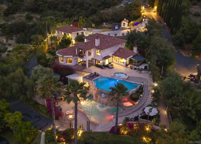 Property at 3449 Via Loma Vis, Escondido, CA 92029, 5 beds, 4.5 baths