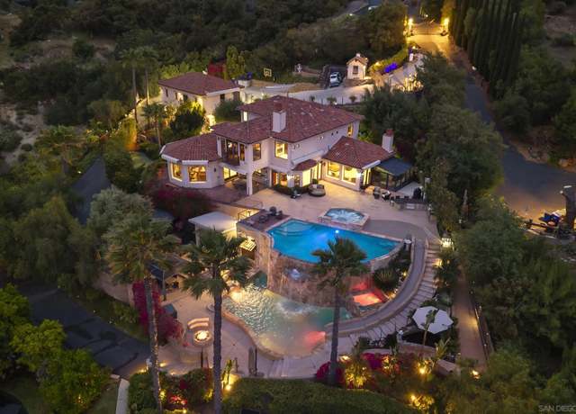 Property at 3449 Via Loma Vis, Escondido, CA 92029, 5 beds, 4.5 baths
