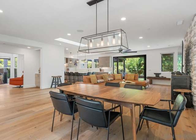 Property at 1180 Devonshire Dr, Encinitas, CA 92024, 4 beds, 4 baths