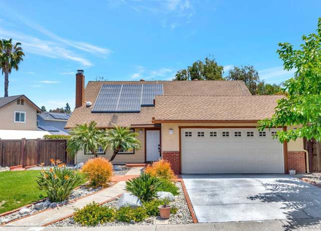 Property at 11385 Paseo Albacete, San Diego, CA 92129, 5 beds, 2 baths