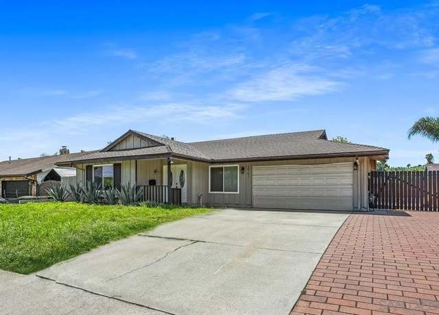 Property at 1561 Oak Hill Dr, Escondido, CA 92027, 3 beds, 2 baths