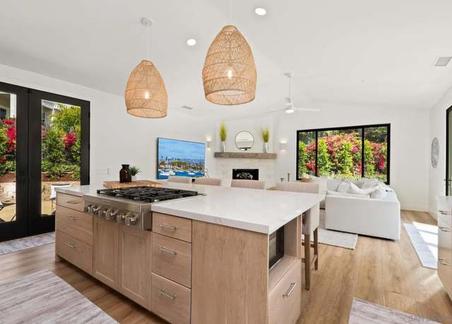 Property at 2511 San Clemente Ave, Vista, CA 92084, 4 beds, 3.5 baths