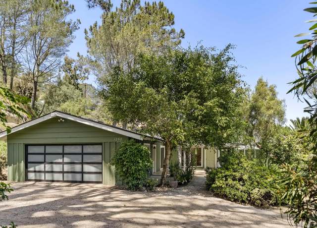 Property at 1260 Oribia Rd, Del Mar, CA 92014, 4 beds, 2 baths