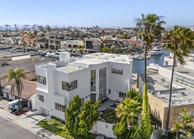 Property at 25 Green Turtle Rd, Coronado, CA 92118, 5 beds, 4.5 baths