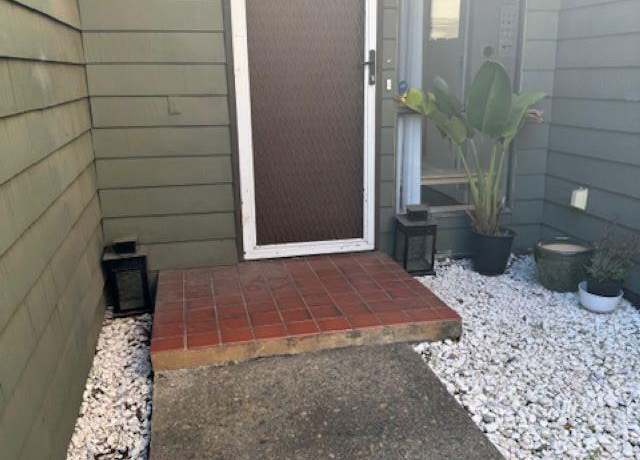 Property at 3675 7th Ave Unit B, San Diego, CA 92103, 2 beds, 2 baths