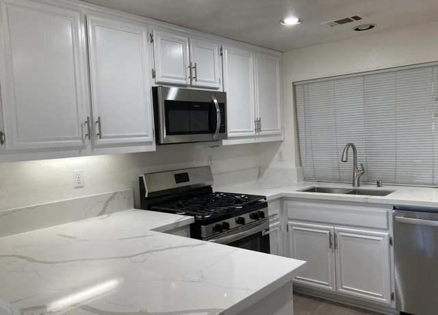Property at 1020 Baywood Cir Unit E, Chula Vista, CA 91915, 3 beds, 2.5 baths
