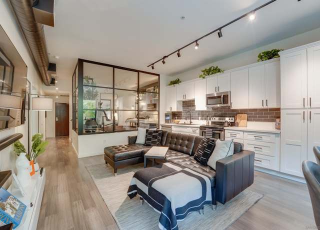 Property at 889 Date St #243, San Diego, CA 92101, 2 beds, 2 baths