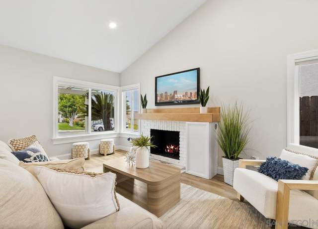 Property at 8924 La Cintura Ct, San Diego, CA 92129, 4 beds, 2 baths