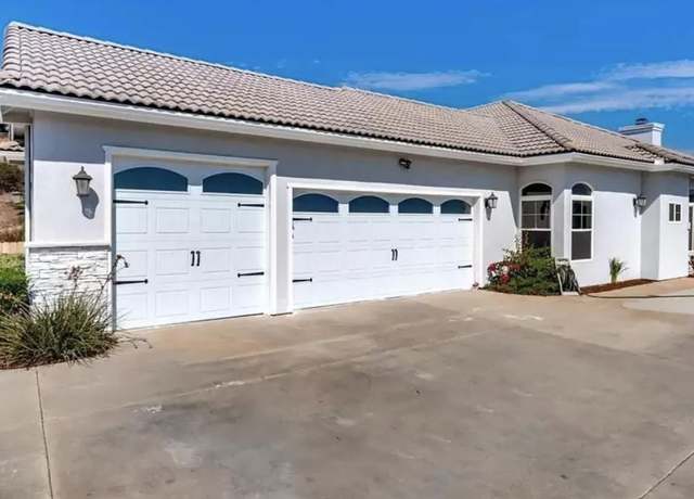 Property at 14097 Lazy Acres Dr, Lakeside, CA 92040, 4 beds, 3.5 baths