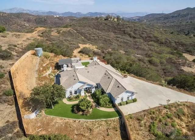 Property at 14097 Lazy Acres Dr, Lakeside, CA 92040, 4 beds, 3.5 baths