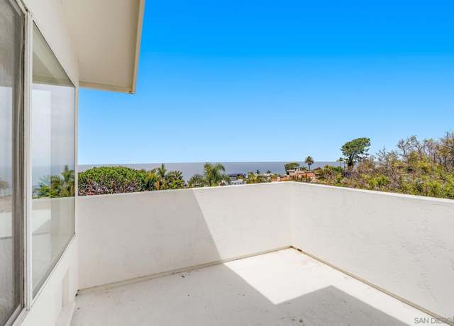 Property at 4328 Piedmont Dr, San Diego, CA 92107, 4 beds, 3.5 baths