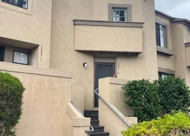 Property at 3203 Via Alicante #4, La Jolla, CA 92037, 2 beds, 2.5 baths
