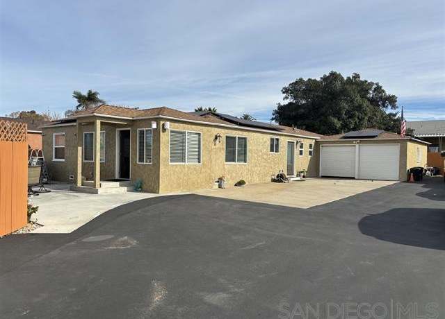 Property at 975 S Lincoln Ave, El Cajon, CA 92020, 5 beds, 4 baths