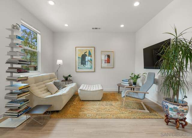 Property at 4170 Sitio Cielo, Oceanside, CA 92057, 3 beds, 2.5 baths