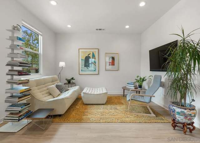 Property at 4170 Sitio Cielo, Oceanside, CA 92057, 3 beds, 2.5 baths