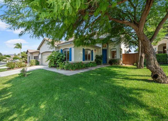 Property at 32991 Adelante St, Temecula, CA 92592, 5 beds, 3 baths