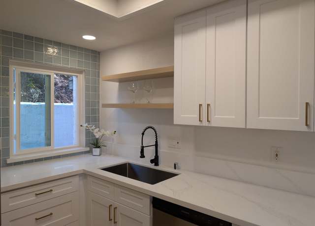Property at 4950 Lantana Dr #2, San Diego, CA 92105, 2 beds, 1.5 baths