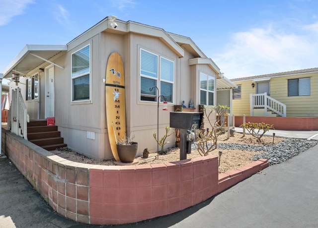 Property at 40 Hummingbird Ln, Oceanside, CA 92057, 3 beds, 2 baths