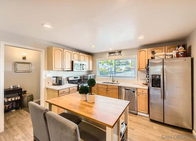 Property at 9477 Ronnie Ct, Santee, CA 92071, 5 beds, 2 baths