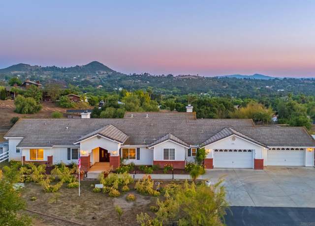 Property at 31113 N Star Way, Valley Center, CA 92082, 4 beds, 4 baths
